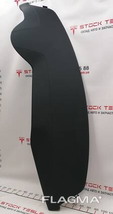 1004397-10-O Panneau torpille (cuir artificiel noir) PUR / PUR BLK pour Tesla Model S. Un